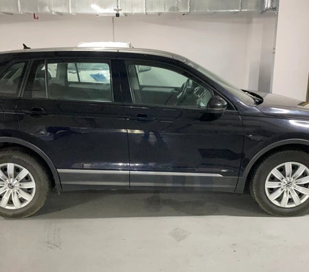 Schwarz Volkswagen Tiguan Trend 2024