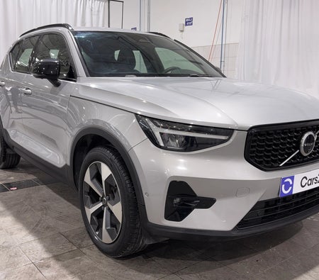 Volvo XC40 B4 Ultimate Dark 2024, photo 1 of 4
