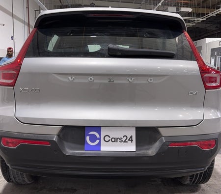 Volvo XC40 B4 Ultimate Dark 2024, photo 4 of 4