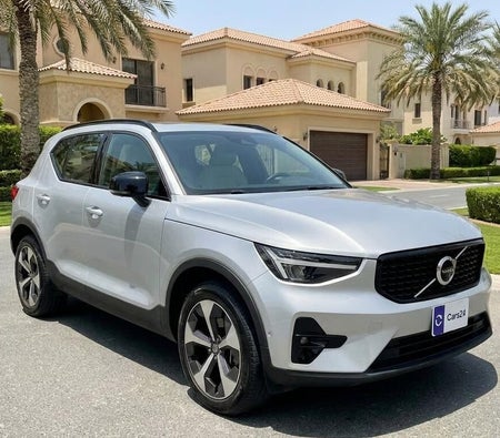 فولفو XC40 ULTIMATE DARK 2023, photo 1 of 4