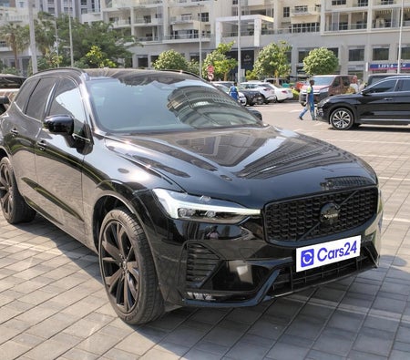 Schwarz Volvo XC60 B5 Ultimate Black Edition 2024 Schwarz Volvo XC60 B5 Ultimate Black Edition 2024