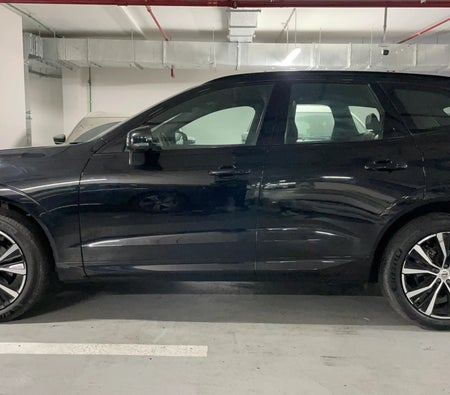 أسود فولفو XC60 B5 Ultimate Dark 2024 أسود فولفو XC60 B5 Ultimate Dark 2024