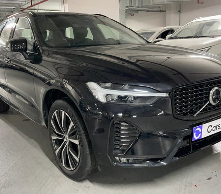 أسود فولفو XC60 B5 Ultimate Dark 2024 أسود فولفو XC60 B5 Ultimate Dark 2024
