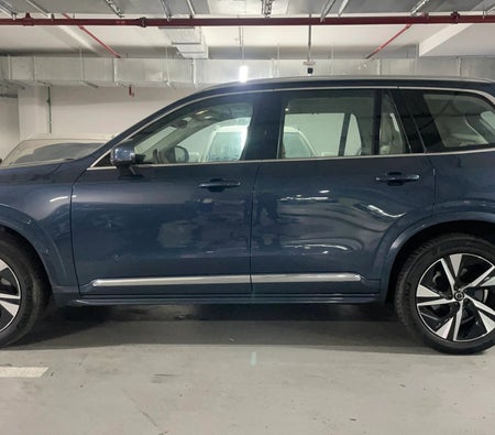 أزرق فولفو XC90 B5 Plus Bright 2024 أزرق فولفو XC90 B5 Plus Bright 2024