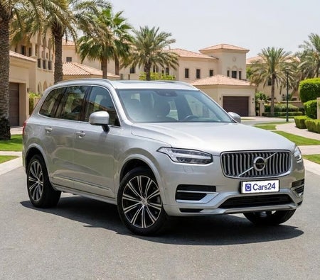 فضي فولفو XC90 B6 Ultimate Bright 2023 فضي فولفو XC90 B6 Ultimate Bright 2023