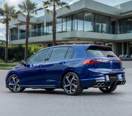 Blau Volkswagen Golf R 2022