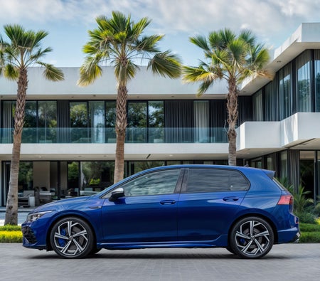 Blau Volkswagen Golf R 2022