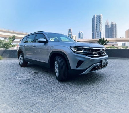 Rent Volkswagen Teramont 2022 in Dubai