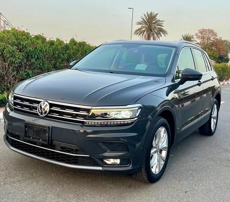 Grigio Volkswagen Tiguan S Plus 2018 Grigio Volkswagen Tiguan S Plus 2018