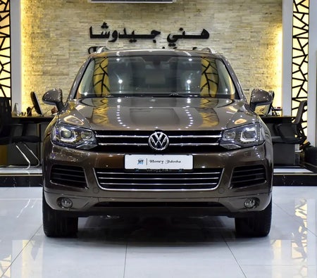 Volkswagen Touareg SEL 2015, photo 1 of 4