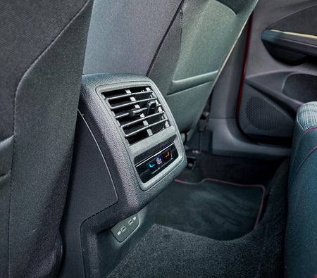 Volkswagen Golf GTI 2024