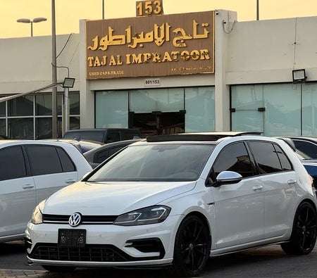 Volkswagen Golf R 2018, photo 3 of 4