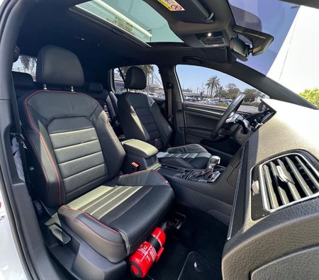 White Volkswagen Golf 2019