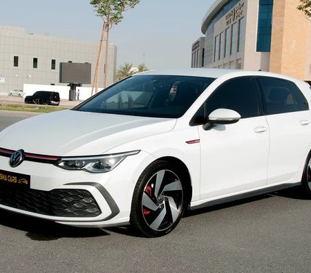 Volkswagen Golf GTI 2021, photo 2 of 4