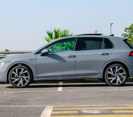 Gris Volkswagen Golf 2023