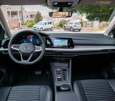 Gris Volkswagen Golf 2024