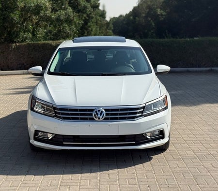 Volkswagen Passat 2018, photo 2 of 4