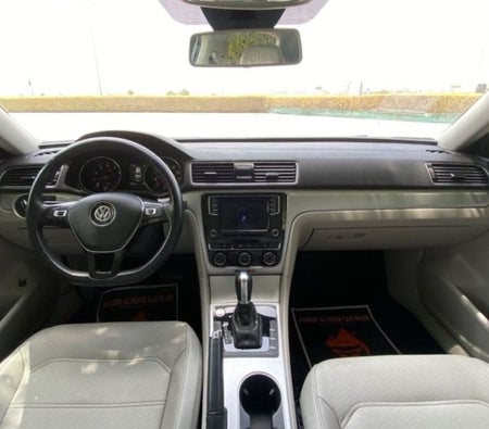 Volkswagen Passat 2019, photo 4 of 4