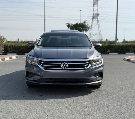 Gris Volkswagen Passat 2020