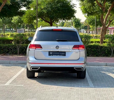 Silver Volkswagen Teramont Highline 2022