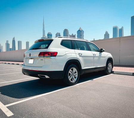 wit Volkswagen Teramont 2022