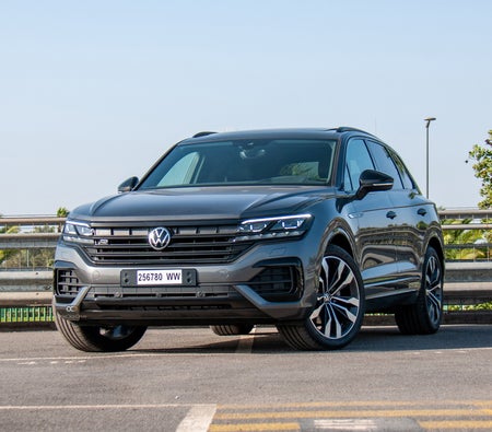 gris Volkswagen Touareg R-Line 2023 gris Volkswagen Touareg R-Line 2023