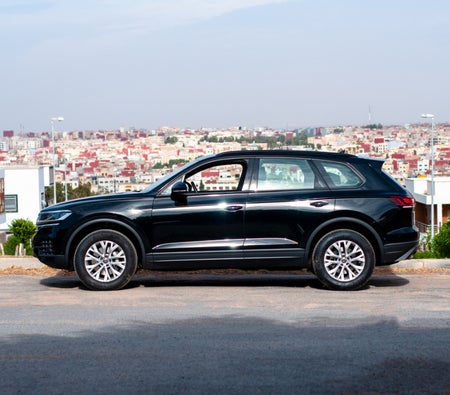 Negro Volkswagen Touareg 2023 Negro Volkswagen Touareg 2023
