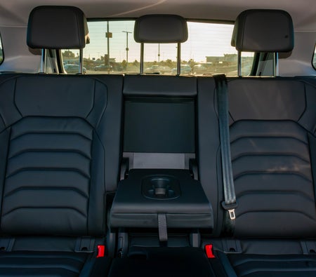 Silver Volkswagen Touareg 2023