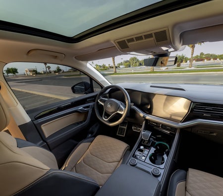 Volkswagen Touareg 2025, photo 2 of 4