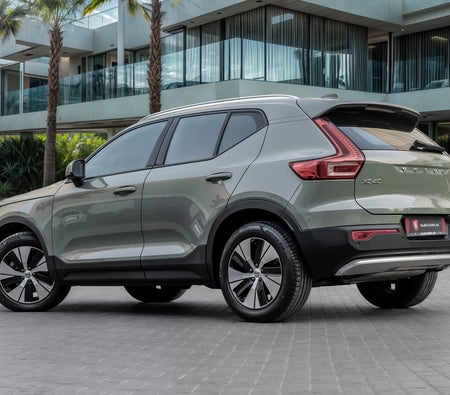 Volvo XC40 B4 Core 2024, photo 2 of 4
