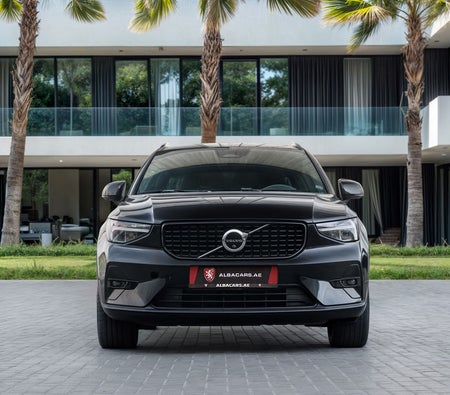 Volvo XC40 2023, photo 4 of 4
