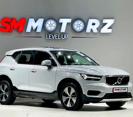 Blanco Volvo XC40 T4 Momentum 2022 Blanco Volvo XC40 T4 Momentum 2022
