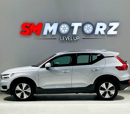 Blanco Volvo XC40 T4 Momentum 2022 Blanco Volvo XC40 T4 Momentum 2022