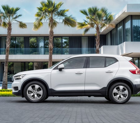 Bianca Volvo XC40 T5 2020