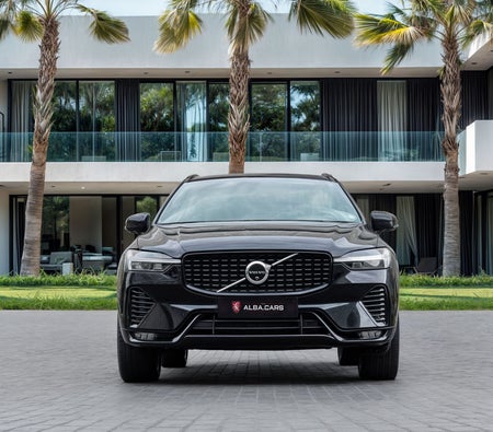 Nero Volvo XC60 B5 Ultimate Dark 2024