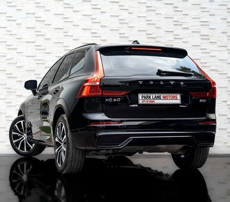 فولفو XC60 B5 Ultimate Dark 2024, photo 3 of 4