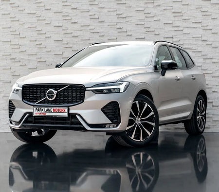 فولفو XC60 B5 Ultimate Dark 2024, photo 1 of 4