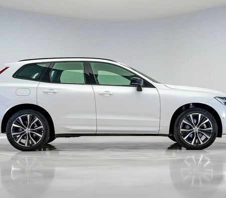 Blanc Volvo XC60 B5 Ultimate Dark 2024 Blanc Volvo XC60 B5 Ultimate Dark 2024