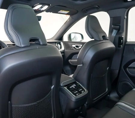 Mavi Volvo XC60 B5 Ultimate Dark 2024 Mavi Volvo XC60 B5 Ultimate Dark 2024