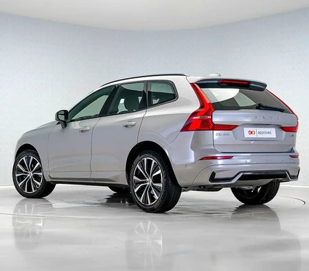 Argent Volvo XC60 B5 Ultimate Dark 2024 Argent Volvo XC60 B5 Ultimate Dark 2024