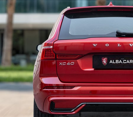 Red Volvo XC60 B5 Ultimate Dark 2024