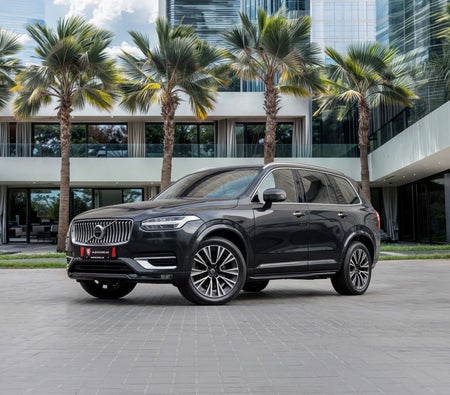 Volvo XC90 2022, photo 1 of 4