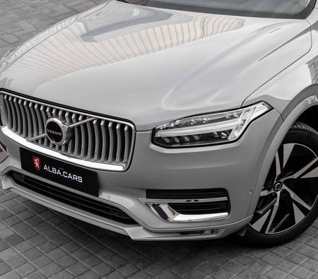 Grau Volvo XC90 B5 Plus Bright 2024