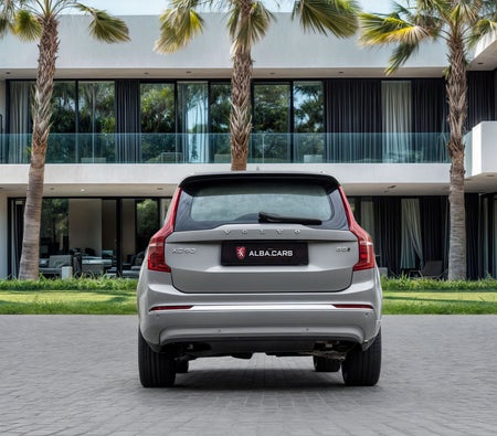 Grau Volvo XC90 B5 Plus Bright 2024