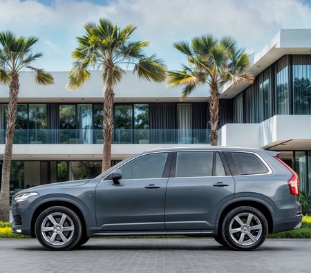 Volvo XC90 T5 Momentum 2020, photo 2 of 4