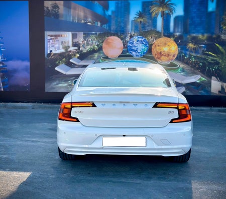 Volvo S90 2023