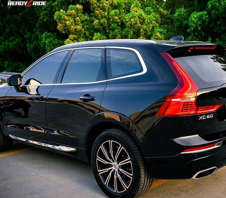 zwart Volvo XC60 T6 Inscription 2020