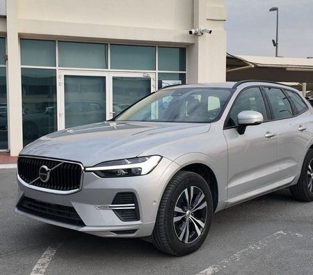 Volvo XC60 2023, photo 3 of 4