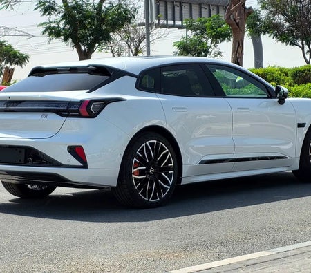 White Zeekr 001 YOU 100kWh 4WD 2025