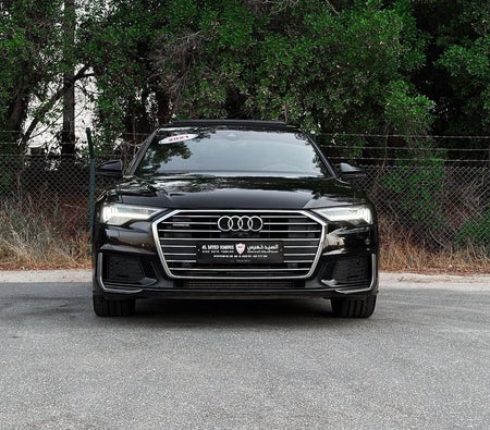 Audi A6 2021, photo 2 of 4